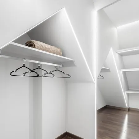 Apartamento Luxury Skylight Loft & Terrace Center *